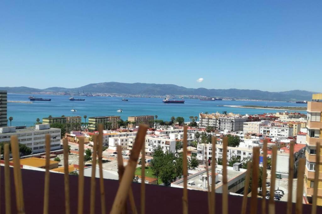 Fabulous Penthouse Daire La Línea de la Concepción Dış mekan fotoğraf